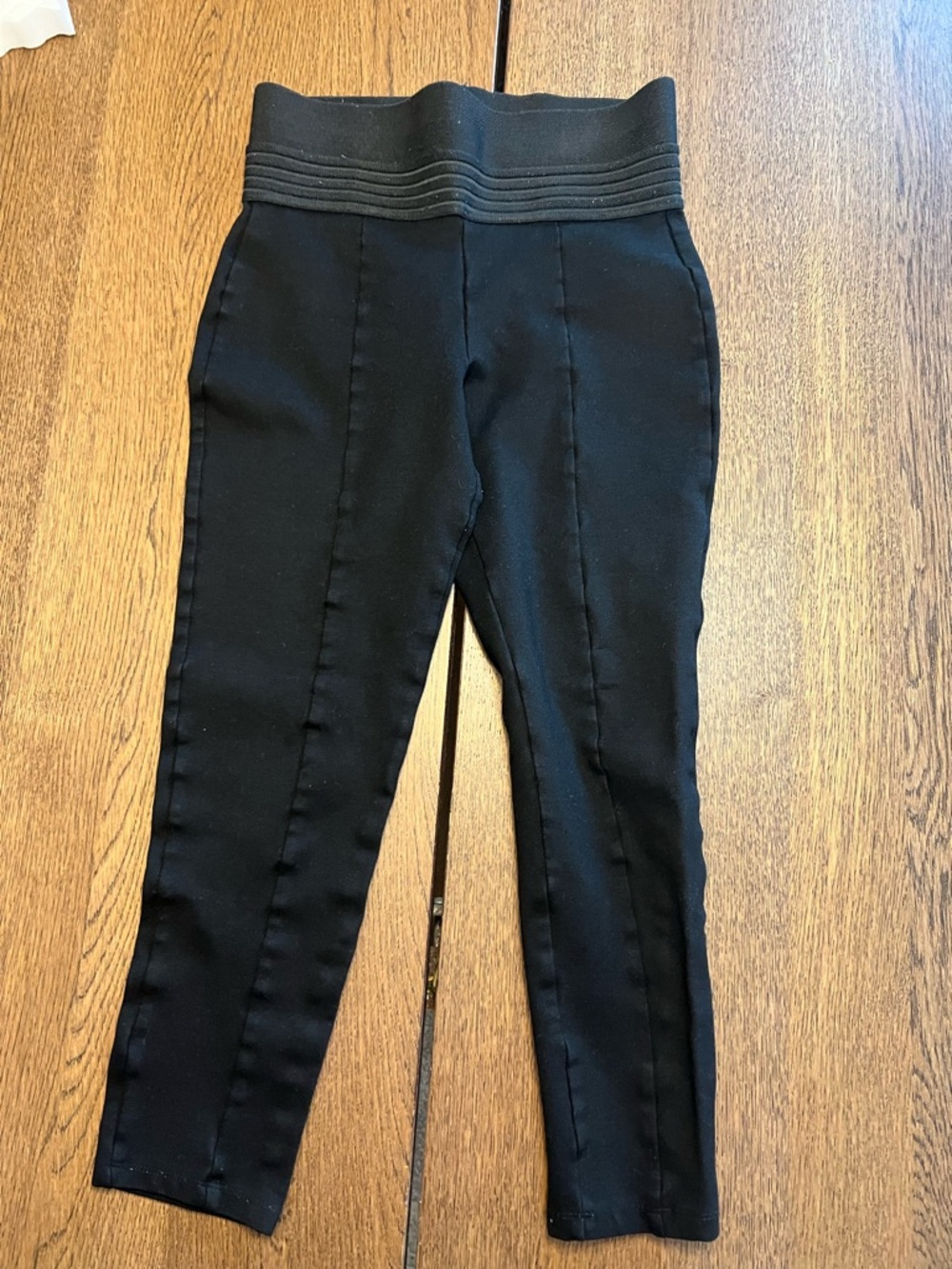 Zara Black High-Waist Tapered Leggings, size M